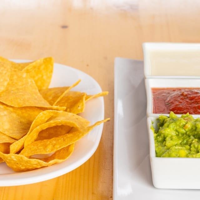 Chips & Salsa.